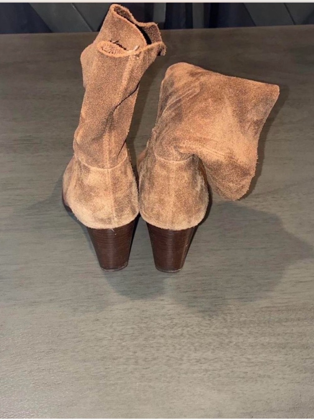 Bleecker and bond woman’s 7.5 Suede Women’s Ankle Boots - Picture 3 of 8